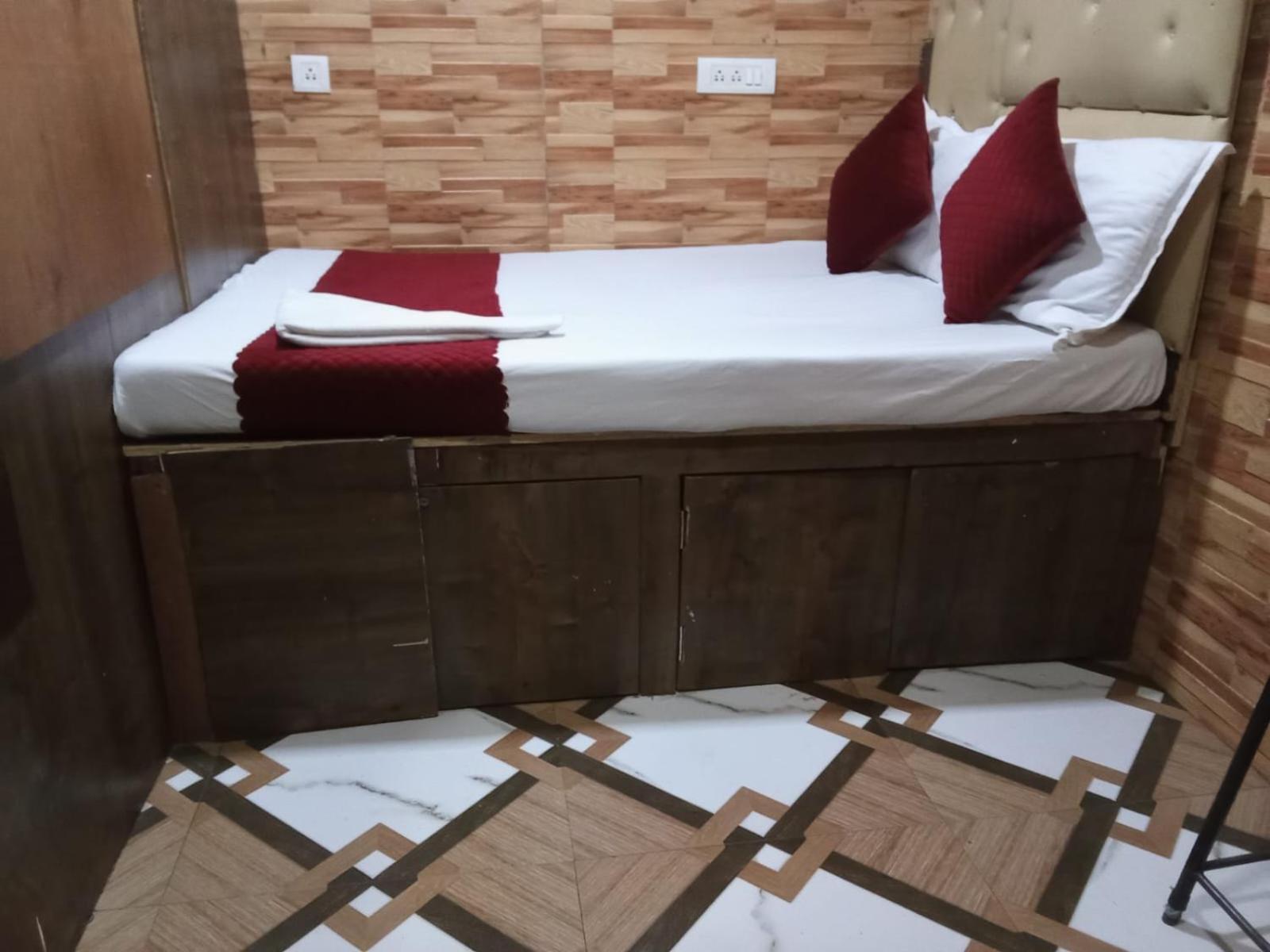 Hotel Royal Inn Sakinaka - Mumbai — Photos 2